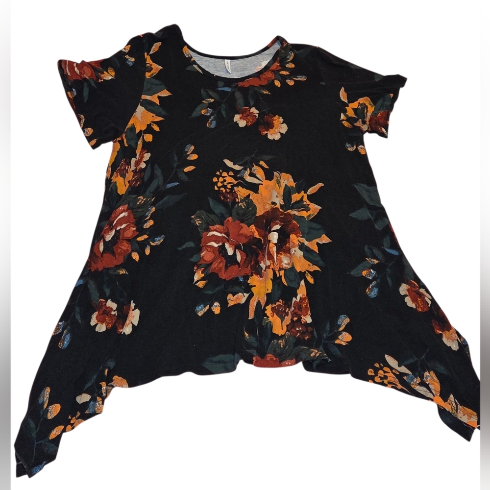 Floral Asymmetrical Tunic Top from POPYOUNG 2XL FINAL SALE NO OFFER
